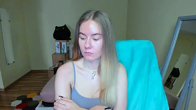 Snapshot of EmilyPaw chatting on 26, 2, 2025 EmilyPaw online show from 26, 2, 2025