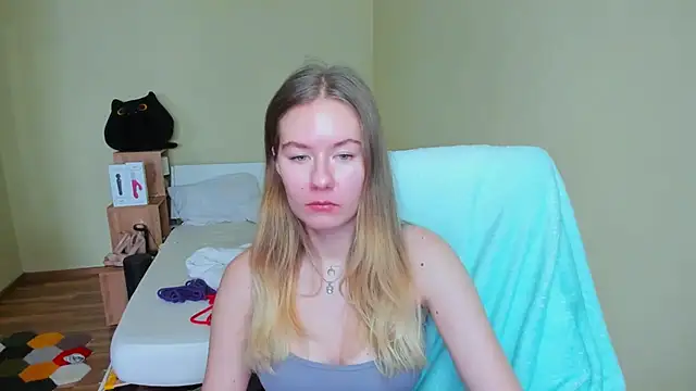 Snapshot of EmilyPaw chatting on 21, 3, 2025 EmilyPaw online show from 21, 3, 2025