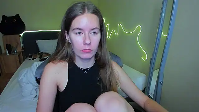 Snapshot of EmilyPaw chatting on 22, 11, 2025 EmilyPaw online show from 22, 11, 2025