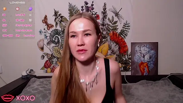 DianaShermy online show from 28, 1, 2025