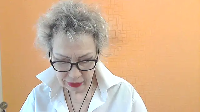 NessyJenixs online show from 24, 3, 2026