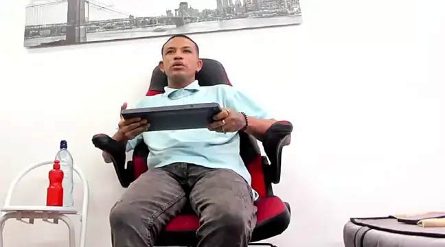 Snapshot of carlos_alber12 chatting on 15, 2, 2025 carlos alber12 online show from 15, 2, 2025