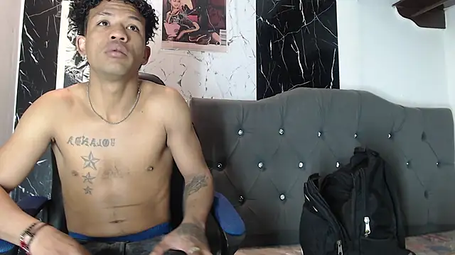 Snapshot of carlos_alber12 chatting on 8, 10, 2025 carlos alber12 online show from 8, 10, 2025
