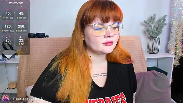 Snapshot of missmayaqueen chatting on 9, 2, 2026 missmayaqueen online show from 9, 2, 2026