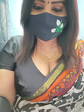 Queenflowerr online show from 9, 6, 2026