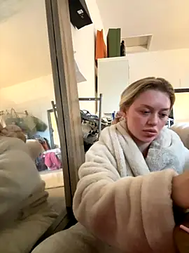 blissdimicco online show from 4, 12, 2025