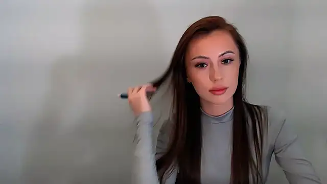 Nikonara Love online show from 4, 12, 2025