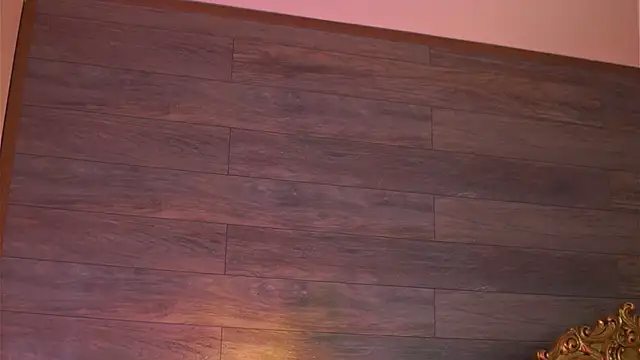 Juicy Jessye online show from 6, 3, 2025