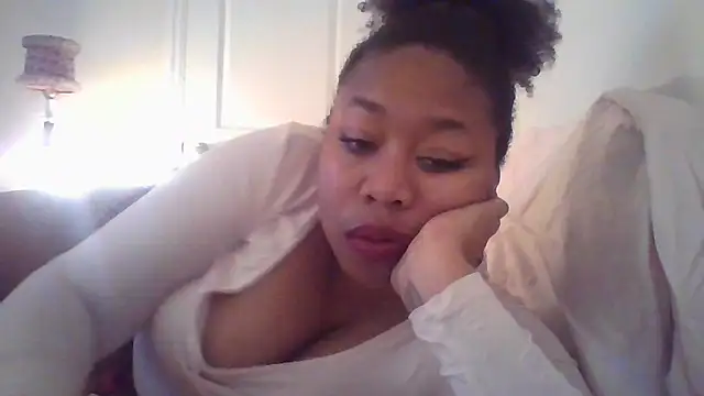 angeliquebelcali online show from 17, 3, 2025