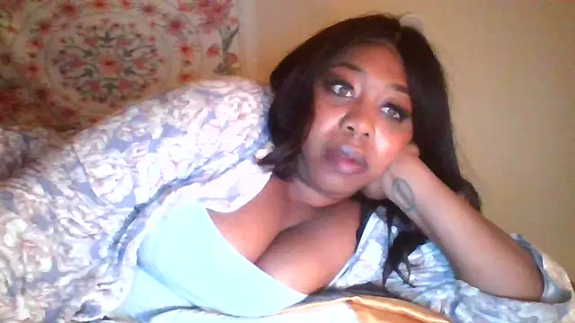 angeliquebelcali online show from 10, 11, 2025