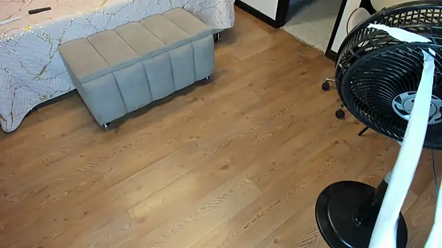 Snapshot of Mara_Torres1 chatting on 3, 3, 2025 Mara Torres1 online show from 3, 3, 2025