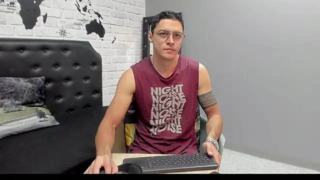 Frank Millers online show from 11, 11, 2025