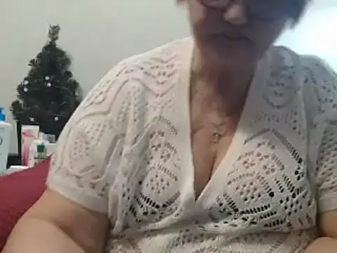 Snapshot of DeniseeRosea chatting on 13, 3, 2025 DeniseeRosea online show from 13, 3, 2025