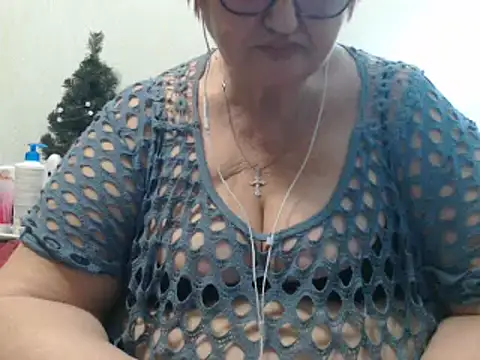 Snapshot of DeniseeRosea chatting on 14, 3, 2025 DeniseeRosea online show from 14, 3, 2025