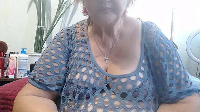 Snapshot of DeniseeRosea chatting on 24, 9, 2025 DeniseeRosea online show from 24, 9, 2025