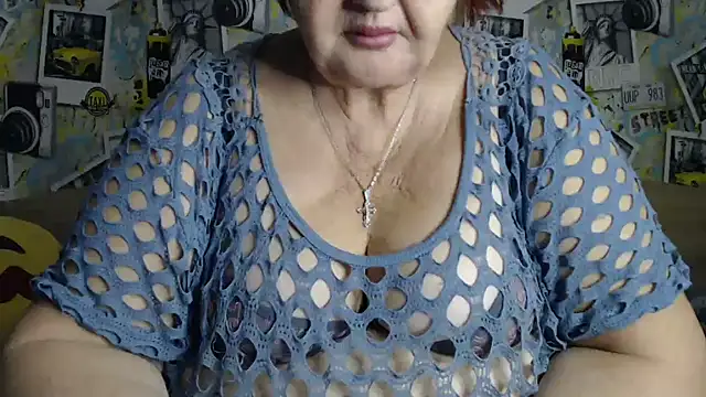 Snapshot of DeniseeRosea chatting on 1, 12, 2025 DeniseeRosea online show from 1, 12, 2025