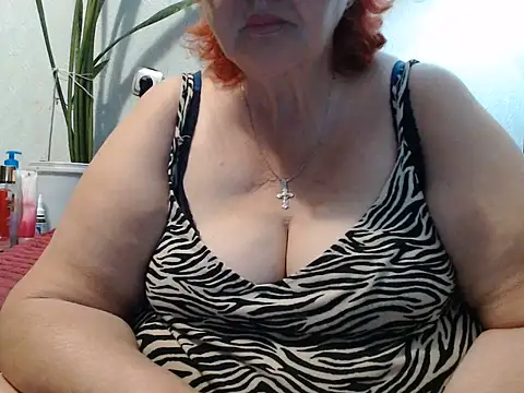 Snapshot of DeniseeRosea chatting on 18, 7, 2026 DeniseeRosea online show from 18, 7, 2026