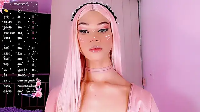 Snapshot of lucyangel_11 chatting on 8, 3, 2025 lucyangel 11 online show from 8, 3, 2025