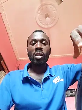 Snapshot of onewinnertee chatting on 28, 10, 2025 onewinnertee online show from 28, 10, 2025