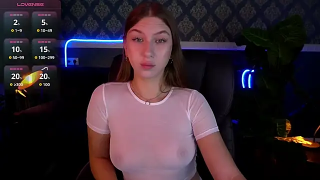 AureliaBliss  online show from 18, 9, 2025