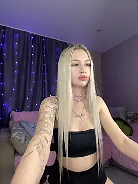 Tiffany Kissss online show from 28, 2, 2025