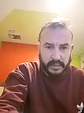 Snapshot of wapo100x100 chatting on 4, 3, 2025 wapo100x100 online show from 4, 3, 2025