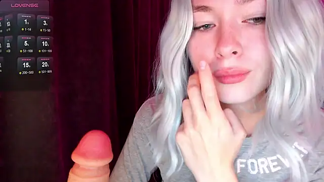 Snapshot of Ohmy_Nora_ chatting on 13, 9, 2025 Ohmy Nora  online show from 13, 9, 2025