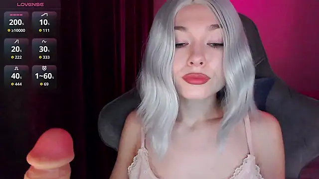 Ohmy Nora  online show from 31, 3, 2026