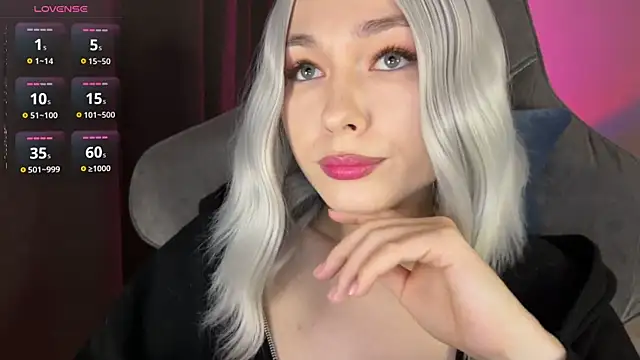 Ohmy Nora  online show from 18, 6, 2026