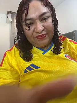 Snapshot of KarlaWild chatting on 17, 6, 2026 KarlaWild online show from 17, 6, 2026
