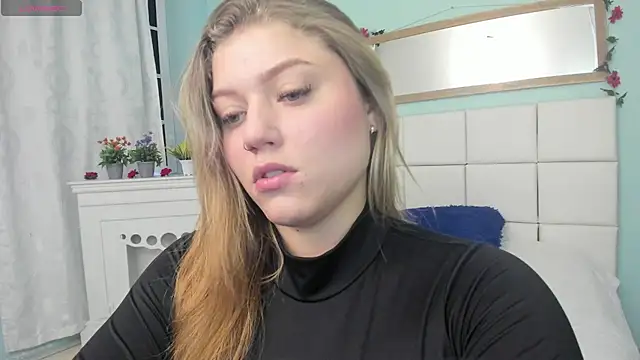 Snapshot of alaia_greyy chatting on 14, 3, 2025 alaia greyy online show from 14, 3, 2025