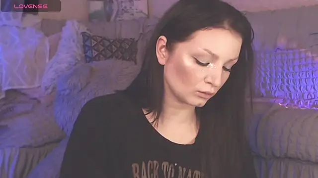 Snapshot of BritneyBarker chatting on 20, 1, 2025 BritneyBarker online show from 20, 1, 2025