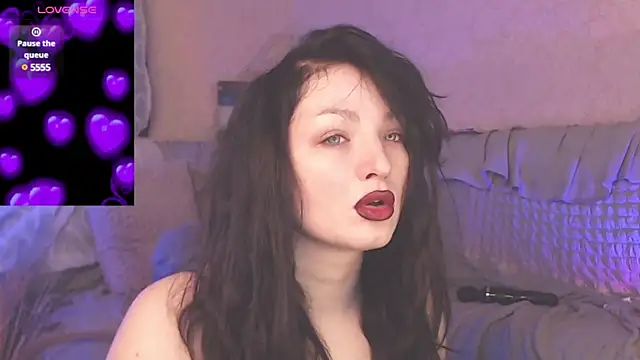 Snapshot of BritneyBarker chatting on 28, 1, 2025 BritneyBarker online show from 28, 1, 2025