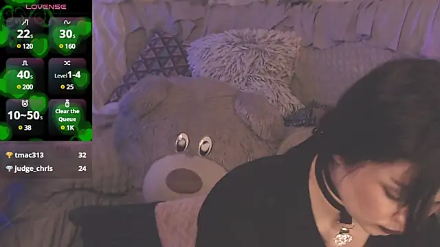 Snapshot of BritneyBarker chatting on 15, 3, 2025 BritneyBarker online show from 15, 3, 2025