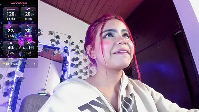 saray  jones online show from 16, 9, 2025