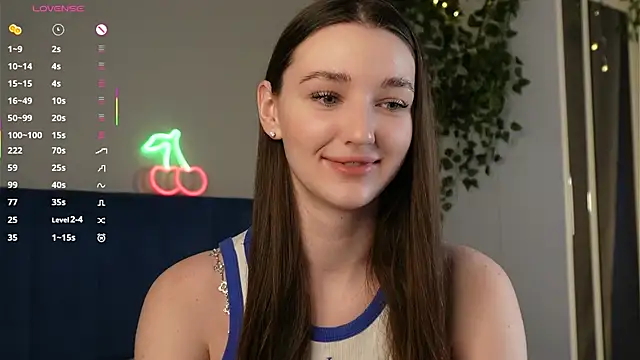 Snapshot of GeorginaDudley chatting on 20, 10, 2025 GeorginaDudley online show from 20, 10, 2025