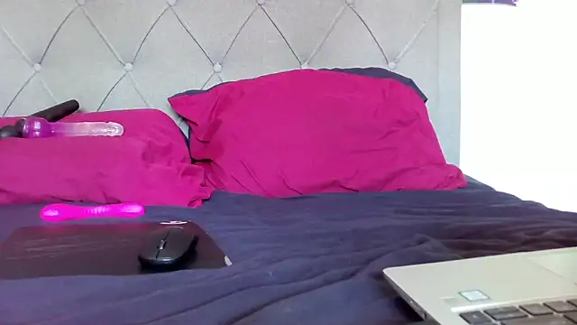 bunnyfox420 online show from 24, 9, 2025