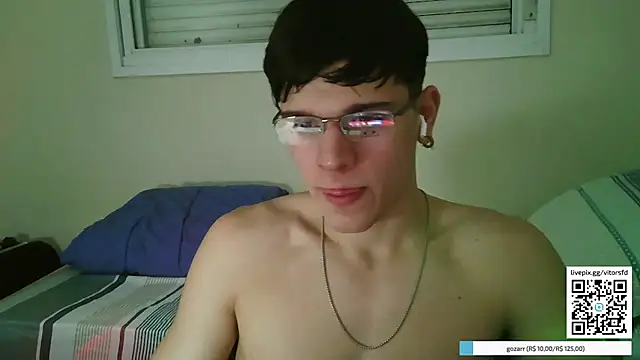 Snapshot of vitorsafado19 chatting on 14, 4, 2026 vitorsafado19 online show from 14, 4, 2026