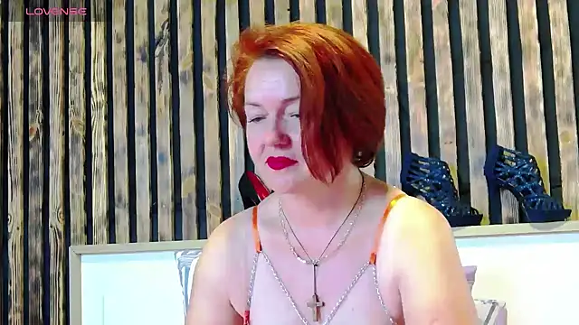 Alis Lovi online show from 5, 11, 2025