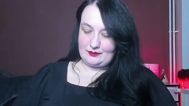 Snapshot of QueenOfHaze chatting on 1, 3, 2025 QueenOfHaze online show from 1, 3, 2025