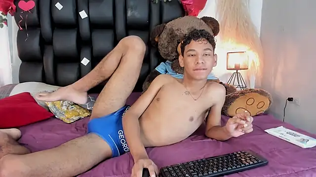 Snapshot of Amberr1 chatting on 17, 2, 2025 Amberr1 online show from 17, 2, 2025