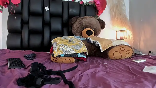 Snapshot of Amberr1 chatting on 17, 2, 2025 Amberr1 online show from 17, 2, 2025