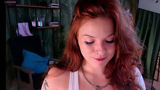 Snapshot of princess_elsie_ chatting on 6, 2, 2025 princess elsie online show from 6, 2, 2025