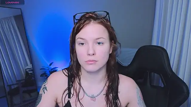 Snapshot of princess_elsie_ chatting on 22, 3, 2025 princess elsie online show from 22, 3, 2025