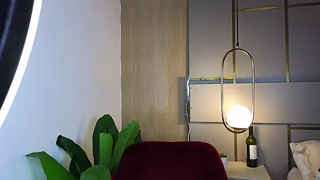 Victoria Collinns online show from 12, 3, 2026