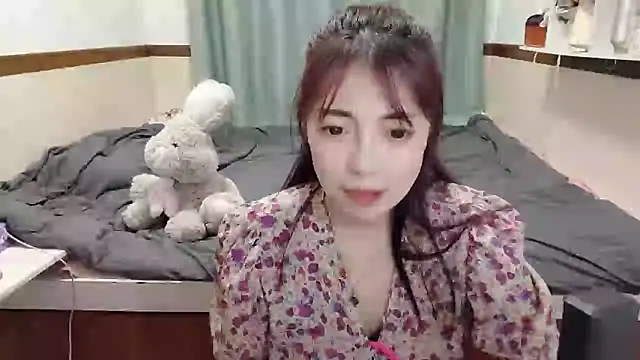 Snapshot of Song_99 chatting on 10, 2, 2025 Song 99 online show from 10, 2, 2025