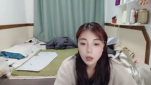 Snapshot of Song_99 chatting on 15, 2, 2025 Song 99 online show from 15, 2, 2025