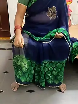 Snapshot of laxmitelugu78 chatting on 6, 2, 2025 laxmitelugu78 online show from 6, 2, 2025