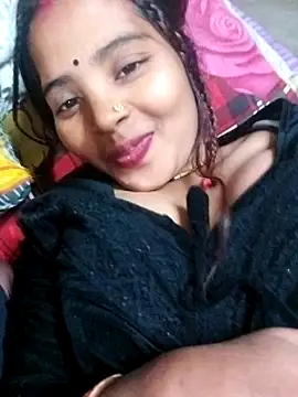 Snapshot of Simrandeshipp chatting on 1, 2, 2025 Simrandeshipp online show from 1, 2, 2025