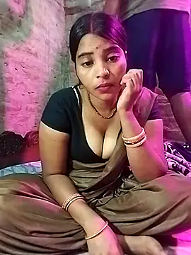 Snapshot of Simrandeshipp chatting on 9, 3, 2025 Simrandeshipp online show from 9, 3, 2025